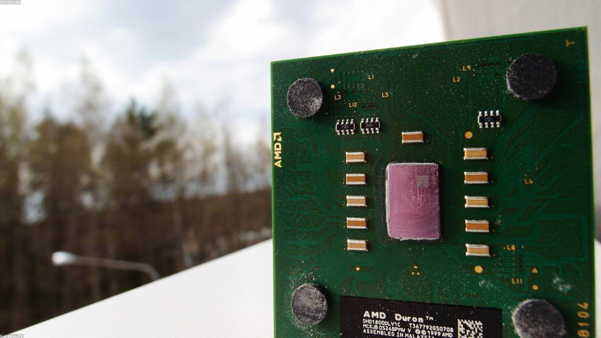Procesor Intel Core vs AMD Ryzen — który wybrać w 2026?